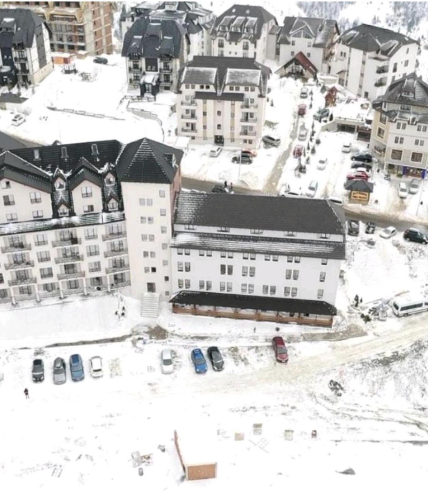 K19 Milmari Resort & Spa Kopaonik Exterior photo
